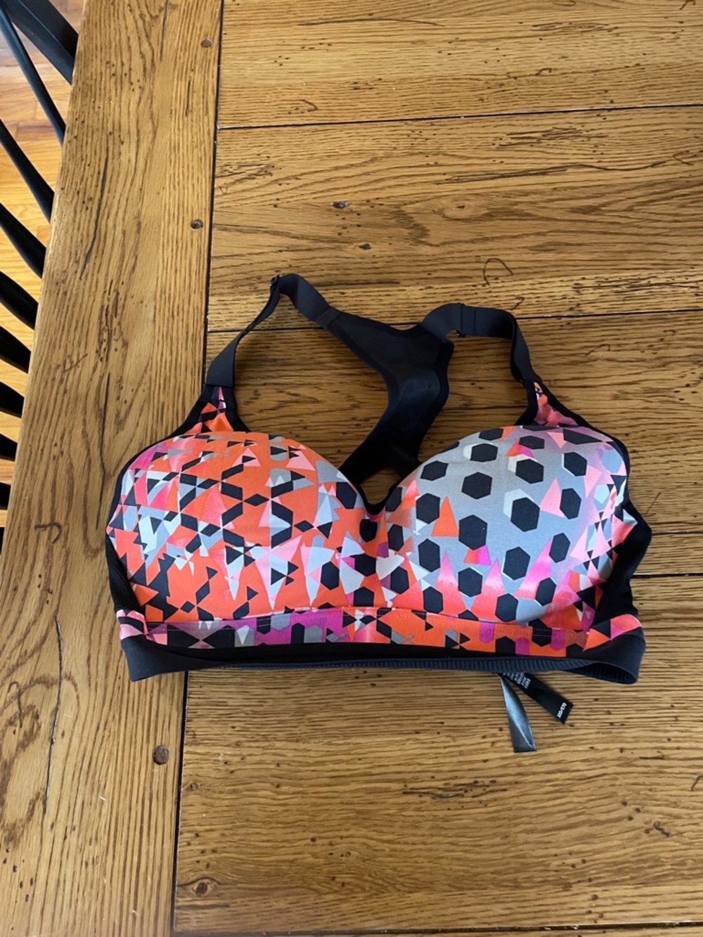 VSX Geo Print Padded Sports Bra - Coral, Pink, Black, Gray